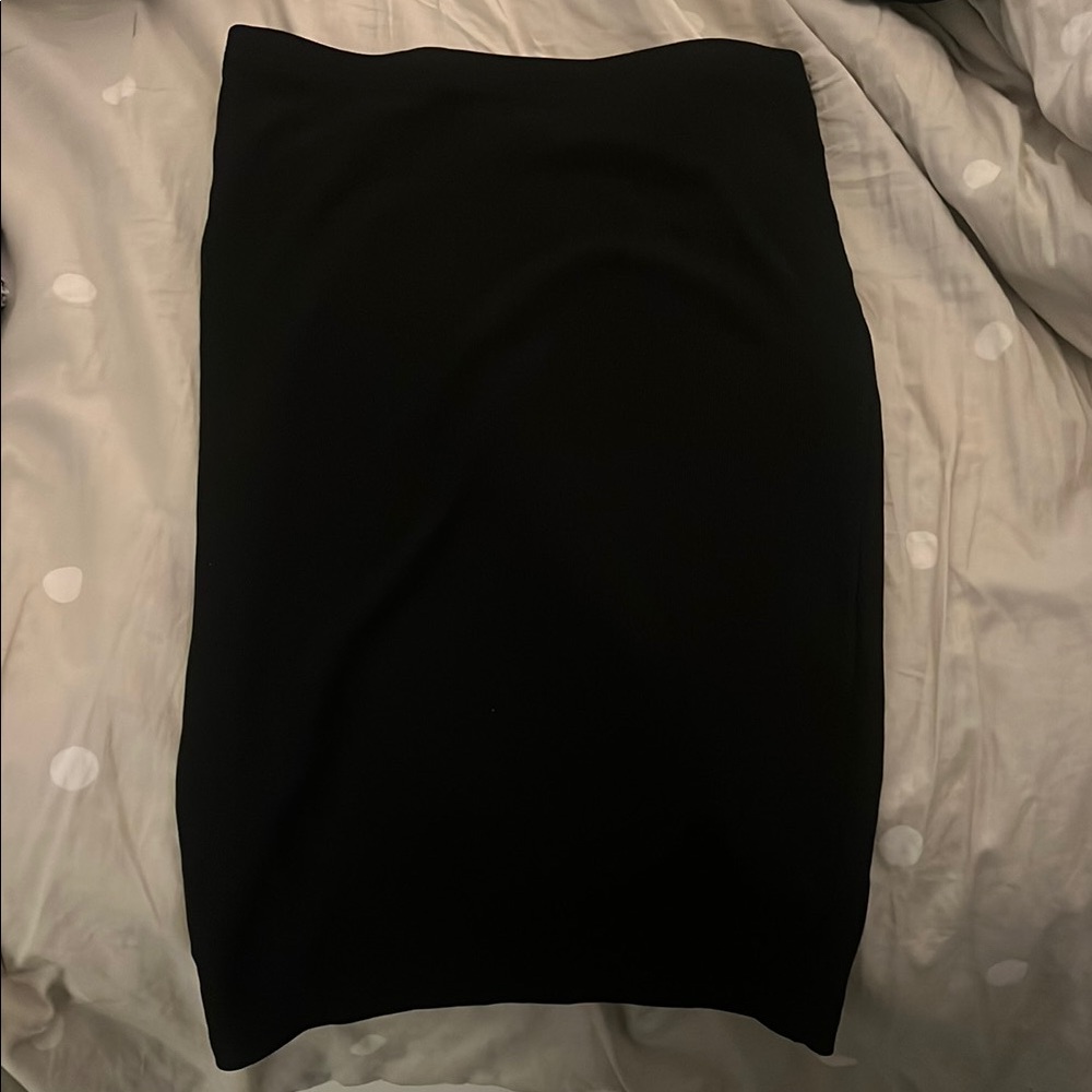Forever 21 Classic Black Pencil Skirt